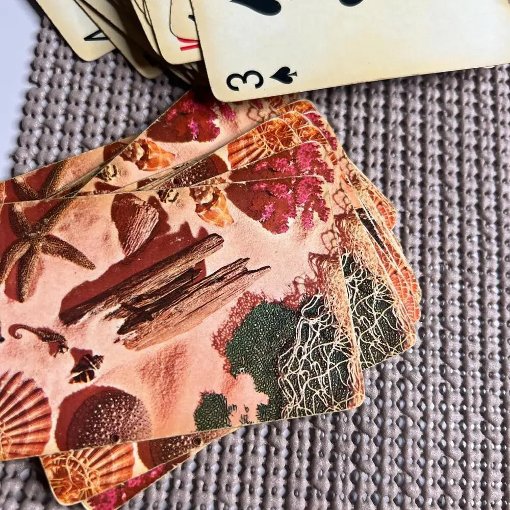 Vintage Stardust NU-VUE Playing Cards‎ Beach Shells Design Plastic Coated USA